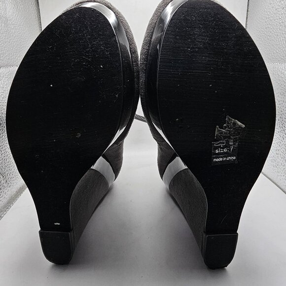 Michael Antonio Studio Gala Grey Wedge Ankle Boots 7 - Picture 9 of 13